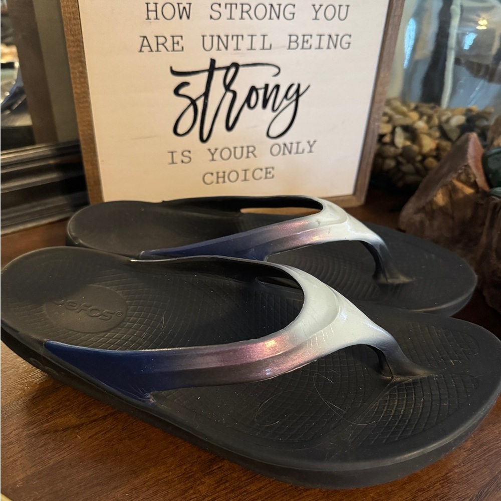 OOFOS Calypso Flip Flops Women 10